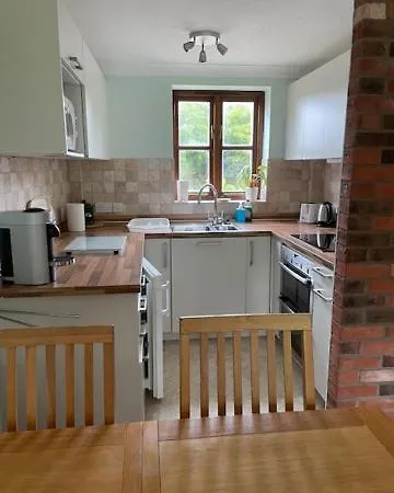 Gatekeeper Cottage Norwich Exterior photo